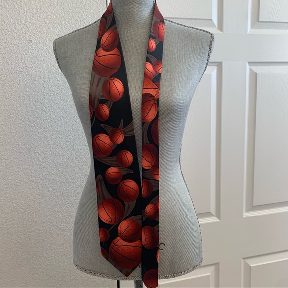 Basketball tie RALPH MARLIN in “Just Balls” collectable pattern, coach gift - Picture 1 of 11